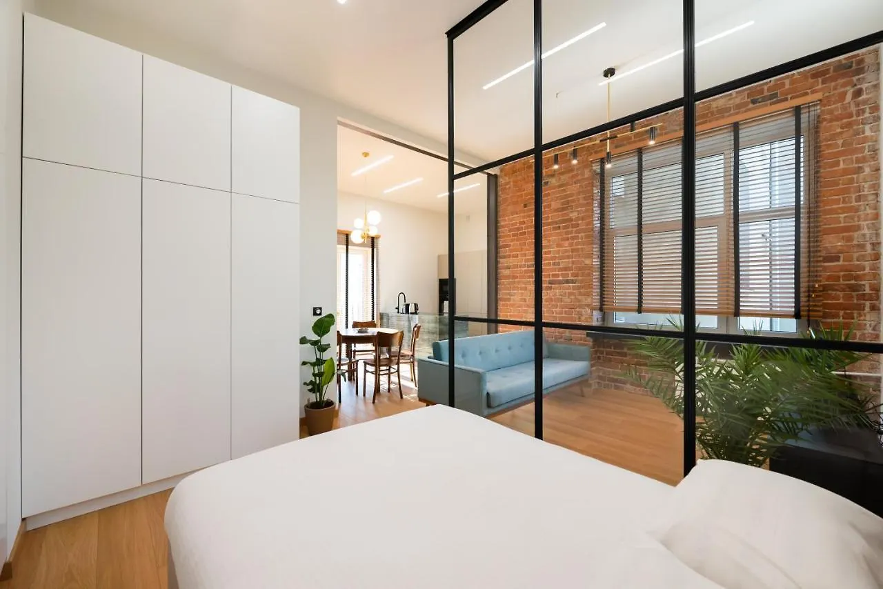 Palace Of Culture Loft Apartment Warsaw