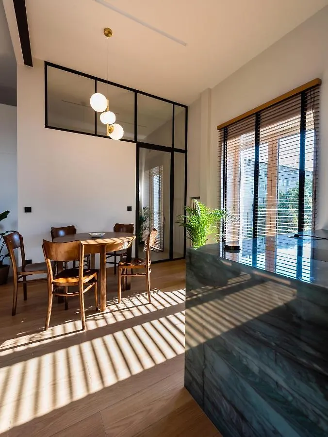 Palace Of Culture Loft Apartment Warsaw