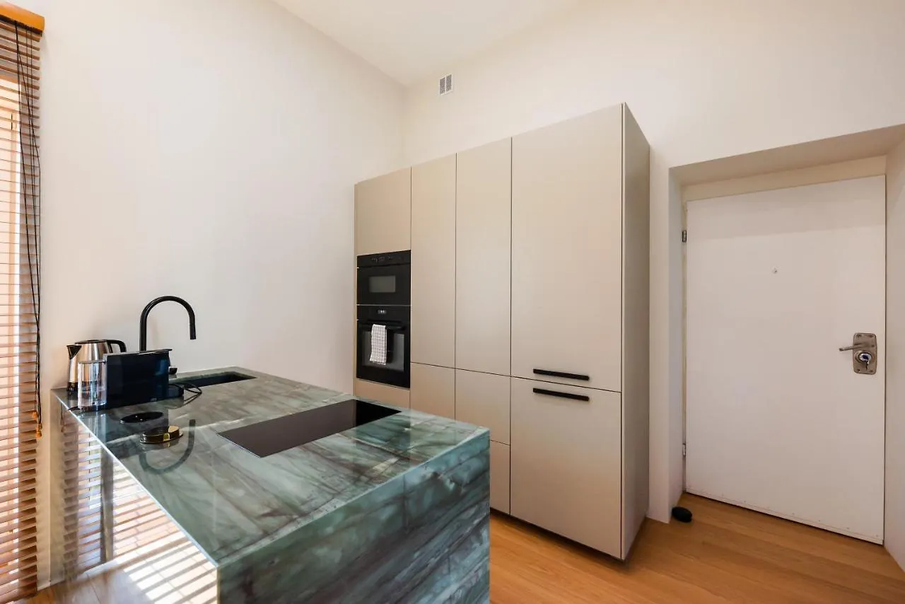 Palace Of Culture Loft Apartment Warsaw